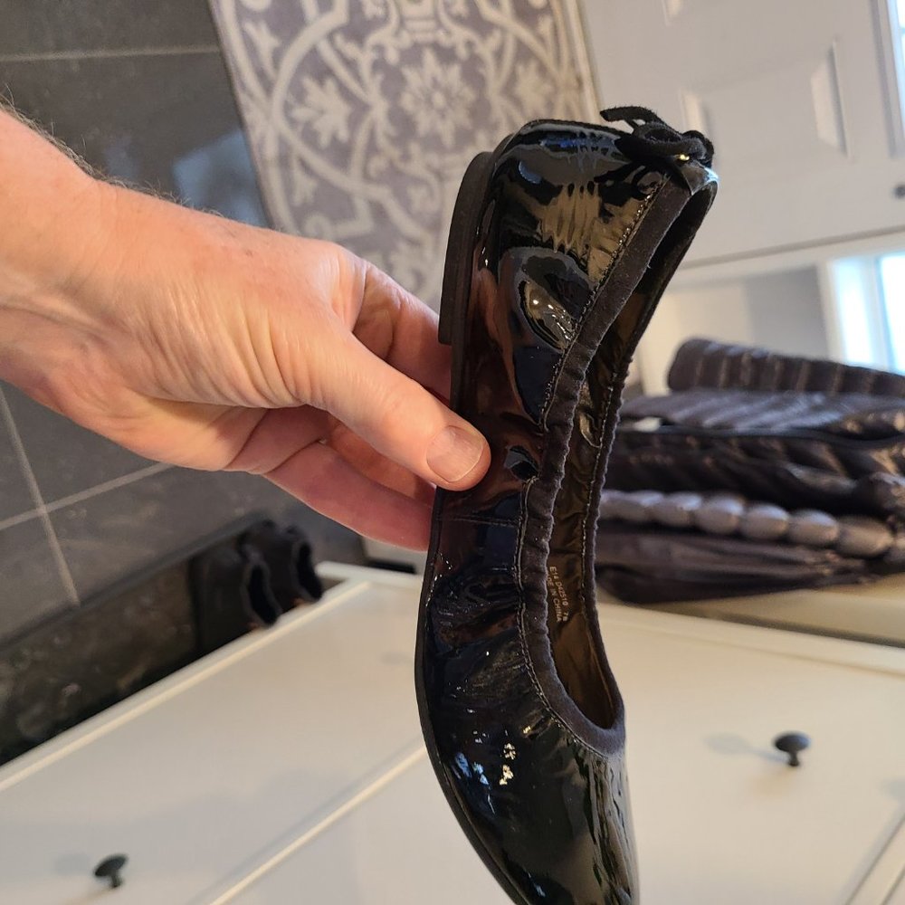 Cole Haan shiny black flats, 6-1/2, great shape - Picture 2 of 4